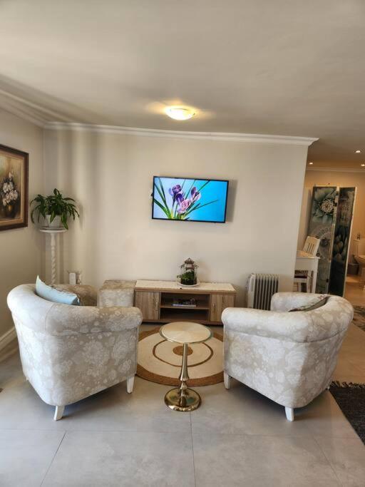 Haus Merwe Self Catering Apartment Cape Town
